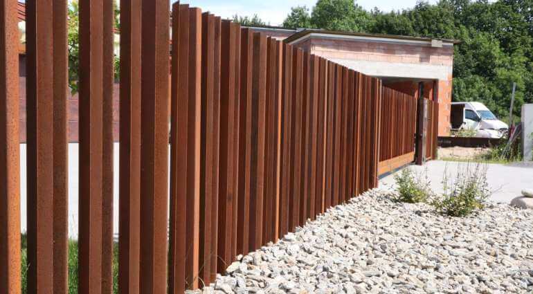 Corten-terasest aed „Veneetsia“