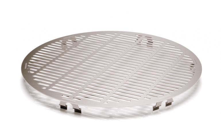 Roostevabast terasest grillrest