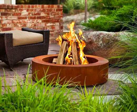 Outdoor Kitchens, Grills and Fire Pits
